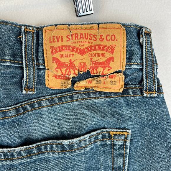 Levis 559 Jeans Mens 38x32 Blue Relaxed Straight Mid Rise Medium Wash Denim Y2K - Picture 3 of 11